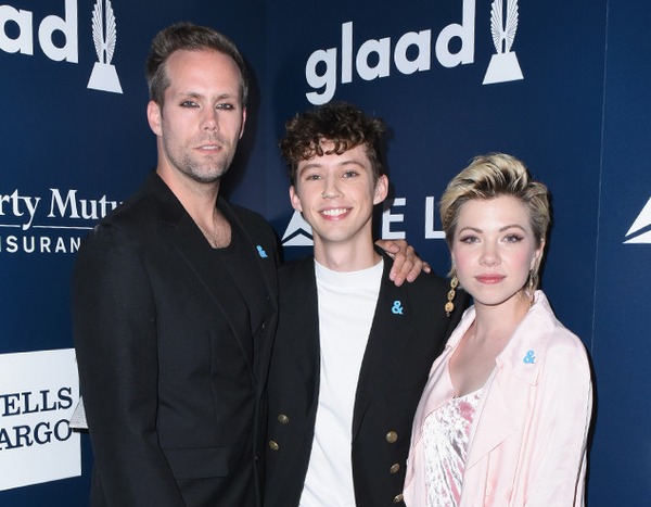 Justin Tranter and Carly Rae Jepsen from GLAAD Media Awards: 2017 Star